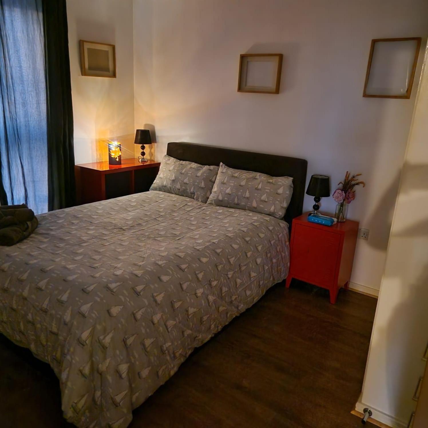 Two Bed In Sportscity Манчестер Екстер'єр фото